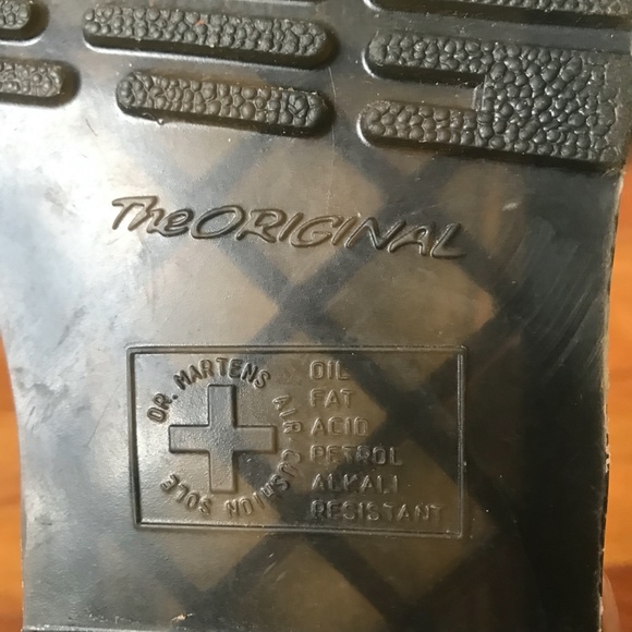 Dr. Marten Flora Chelsea Boot in Red SZ 6 - Picture 10 of 10